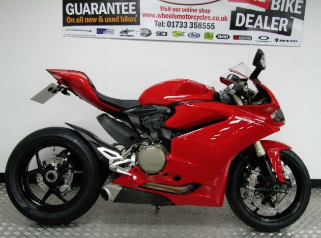 2016 DUCATI 1299 PANIGALE image 2