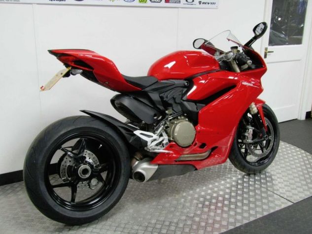 2016 DUCATI 1299 PANIGALE image 4