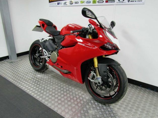 2014 DUCATI 1199 PANIGALE S image 5