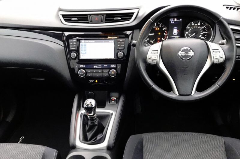 2014 Nissan Qashqai 1.2L ACENTA PREMIUM DIG-T image 6