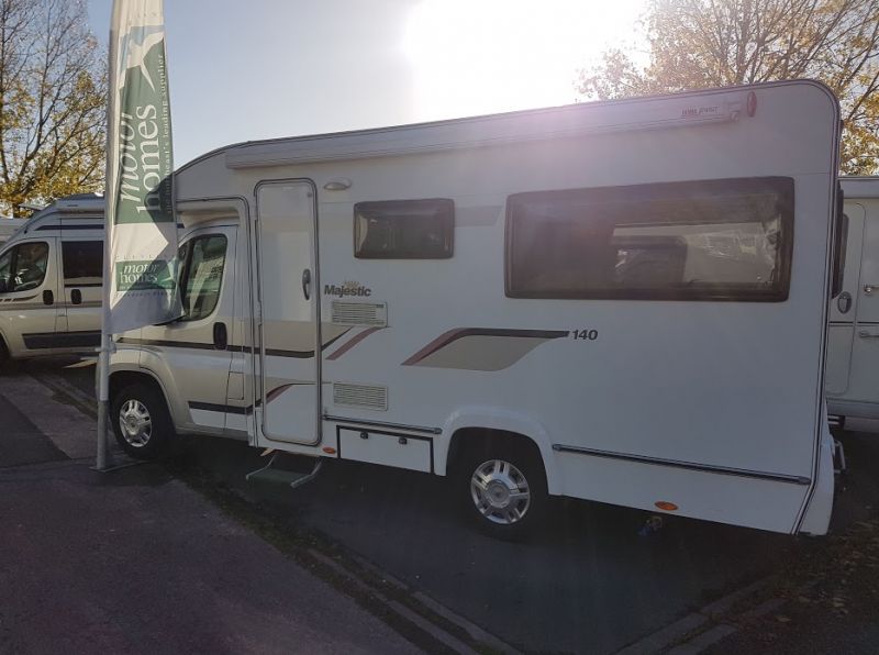 Elddis Majestic 140 Peugeot Boxer 2.2HDI image 2