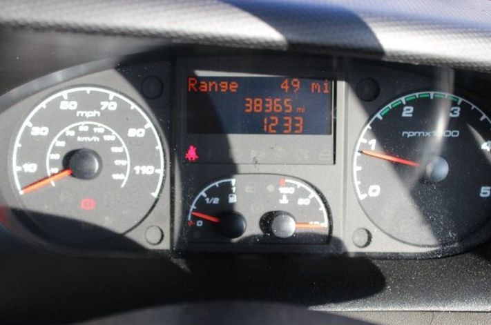 Iveco Daily 2.3 TD HD 35C13 LWB DriveAway Luton 2dr image 4