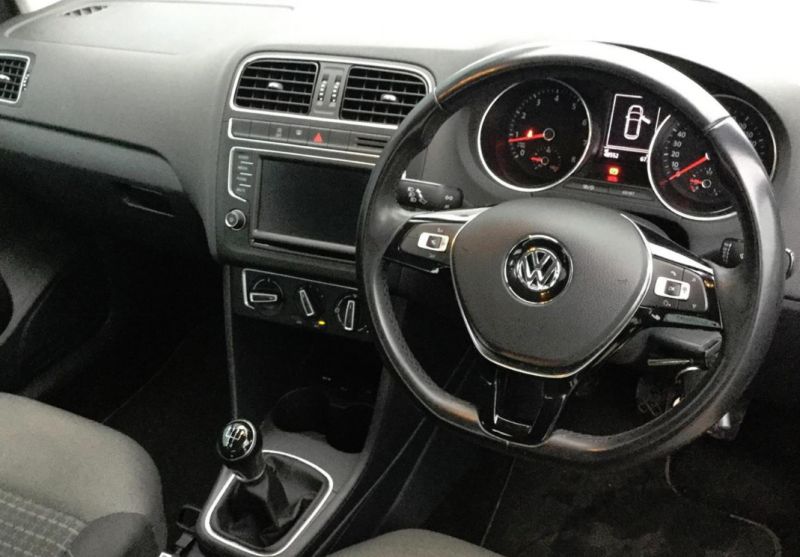 Volkswagen Polo 1.2 TSI SE 3dr image 6