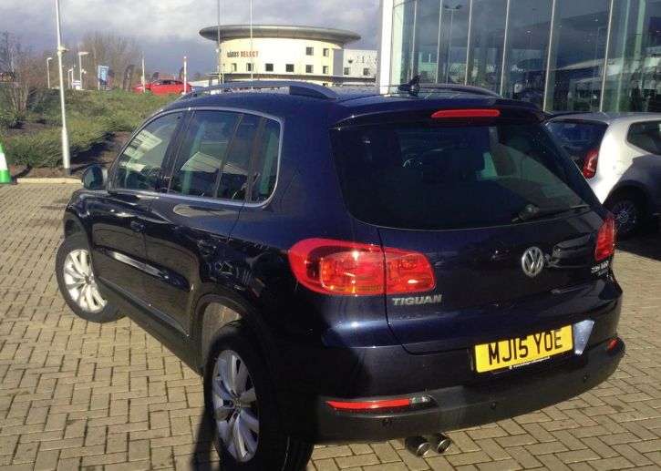 Volkswagen Tiguan 2.0 TDi BlueMotion Tech Match 177 5dr image 1