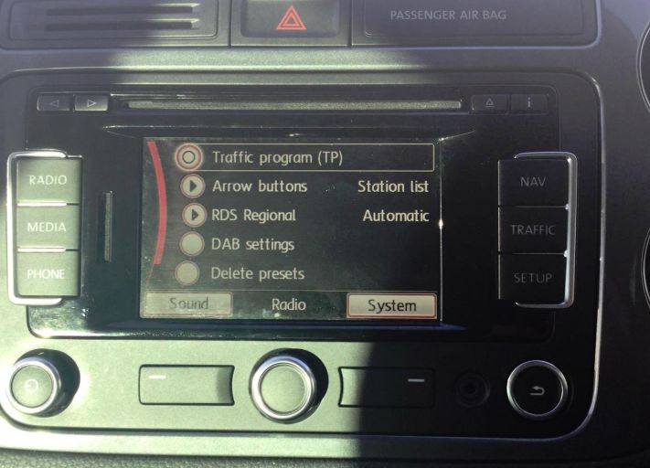 Volkswagen Tiguan 2.0 TDi BlueMotion Tech Match 177 5dr image 6