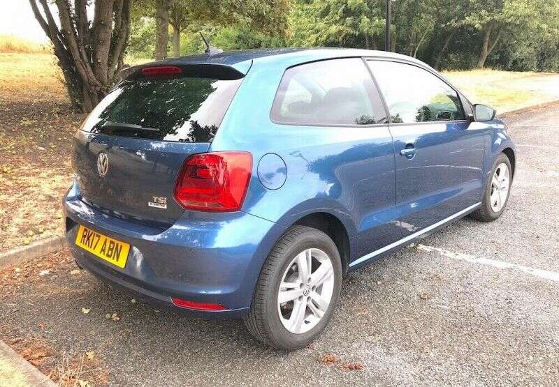 2017 VW Polo Tech DSG image 4