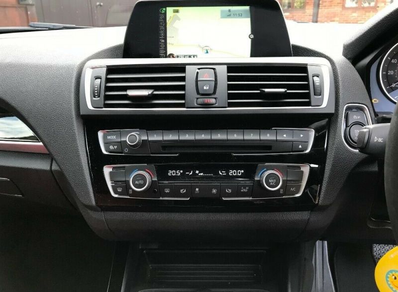 2017 BMW M140i image 4