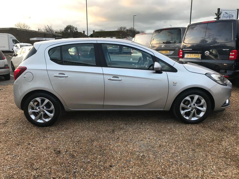 2017 Vauxhall Corsa 1.4 i ecoFLEX SRi 5dr image 4