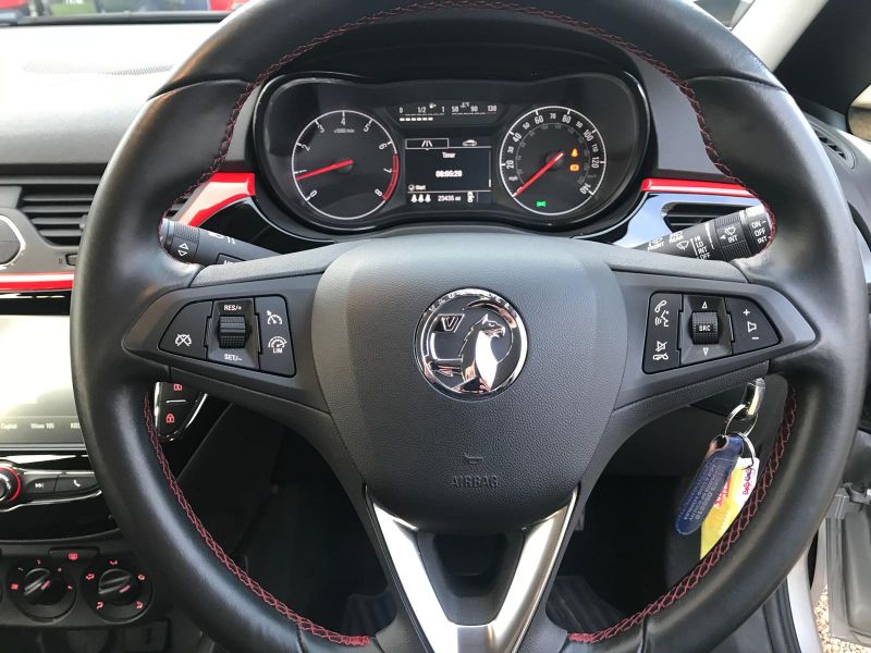 2017 Vauxhall Corsa 1.4 i ecoFLEX SRi 5dr image 8