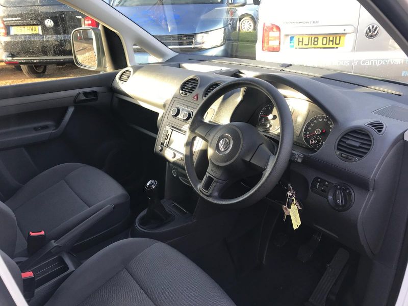 2014 Volkswagen Caddy Maxi 1.6 TDI 5dr image 7
