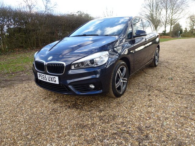 2015 BMW 220I Sport Active Tourer image 1