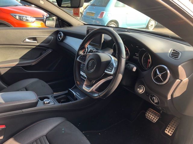 2016 Mercedes-Benz CLA 2.1 220 D image 2