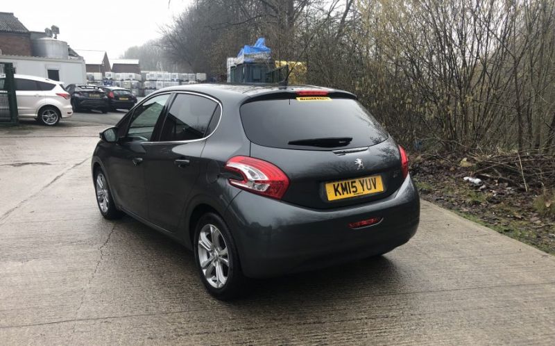 2015 Peugeot 208 1.6 E-Hdi 5dr image 6