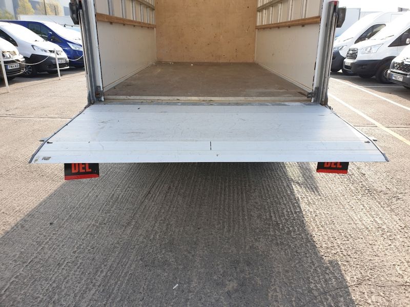 2018 Volkswagen Crafter CR35 2.0TDI image 12