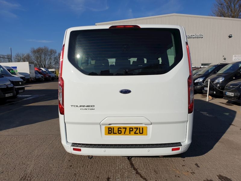 2017 Ford Tourneo Custom 310 L2 2.0TDCi image 3