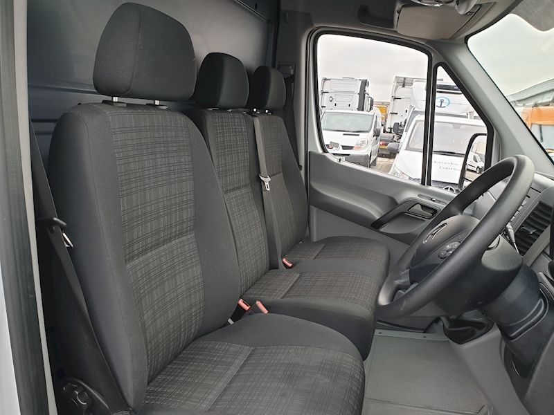 2017 Mercedes-Benz Sprinter 314CDI image 5