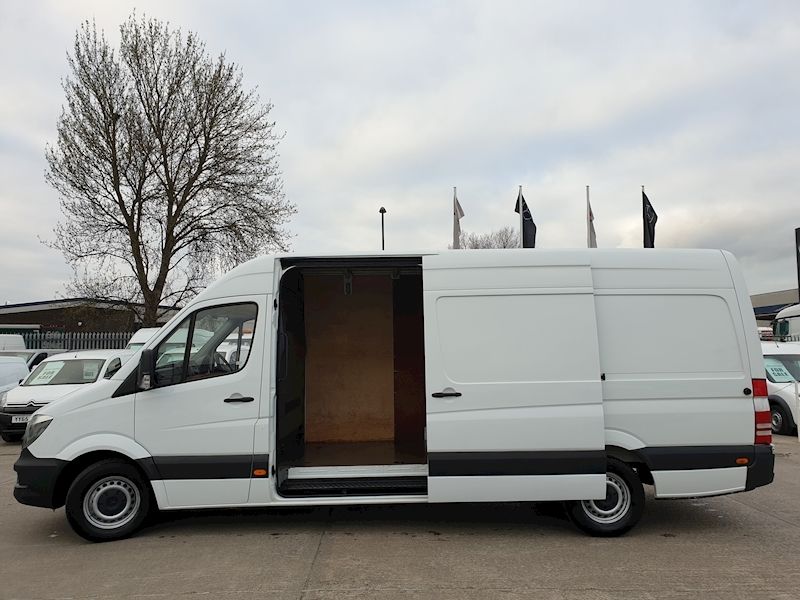 2017 Mercedes-Benz Sprinter 314CDI image 9