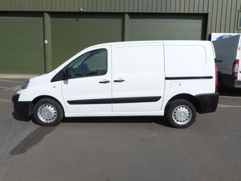 2015 Citroen Dispatch 1.6 image 1