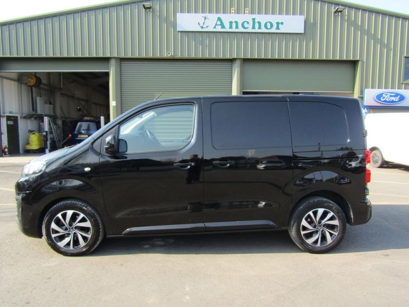 2017 Citroen Dispatch 2.0 image 1