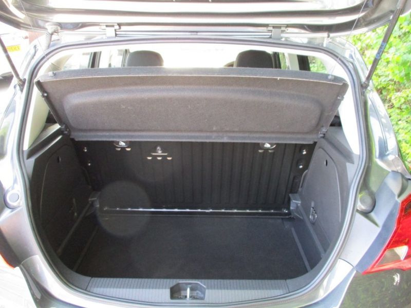 2017 Vauxhall Corsa Sri 5dr image 9