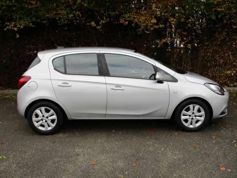 2017 Vauxhall Corsa 5dr image 5