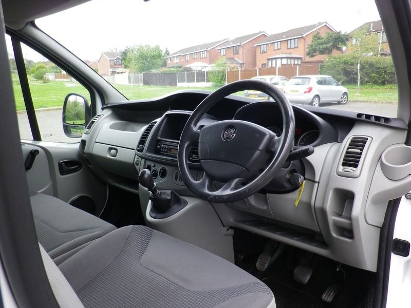 2018 Vauxhall Vivaro 2.0CDTi image 8