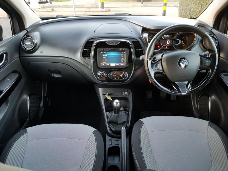2015 Renault Captur1.5 dCi image 6