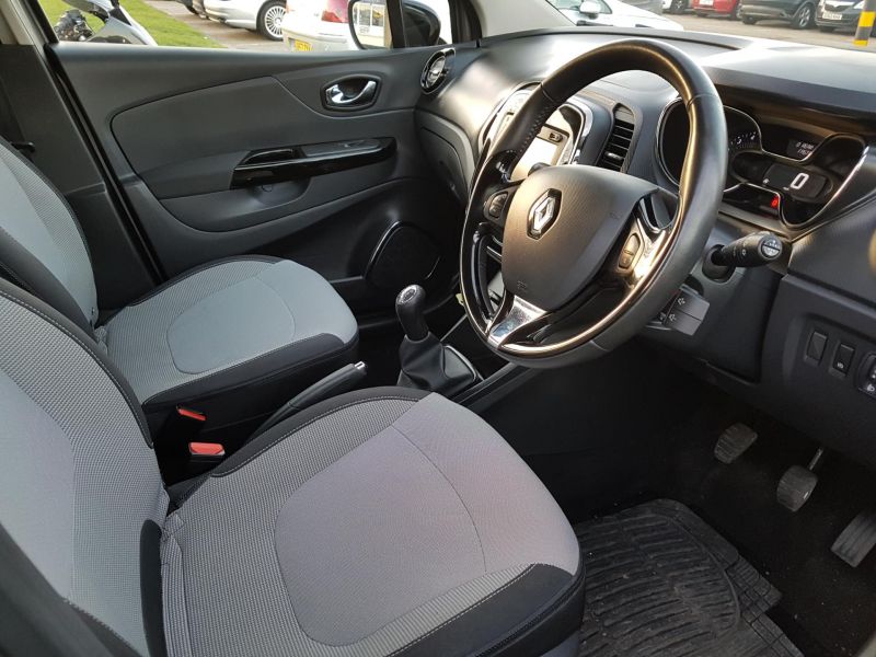 2015 Renault Captur1.5 dCi image 7