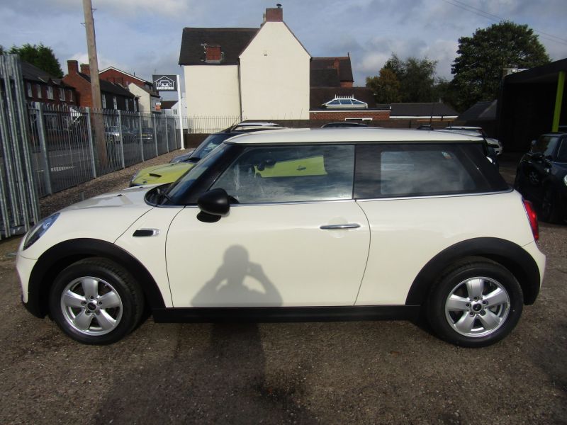 2015 MINI 1.2 image 3