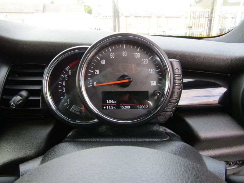 2015 MINI 1.2 image 6