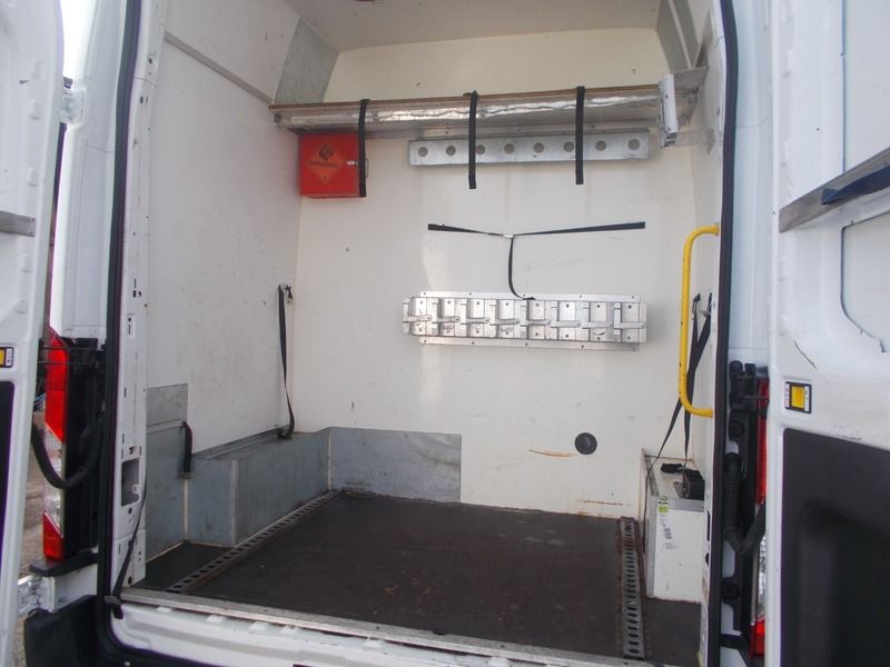 2015 Ford Transit 350 H/R P/V image 7