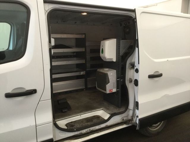 2015 Vauxhall Vivaro 1.6 2900 L1H1 CDTI P/V image 3