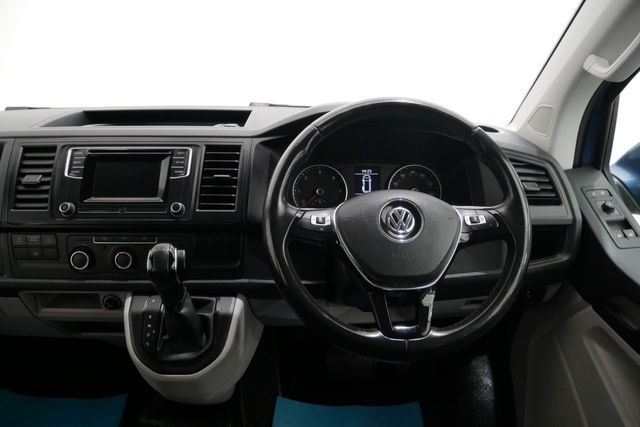 2016 Volkswagen Transporter 2.0 T32 TDI image 11
