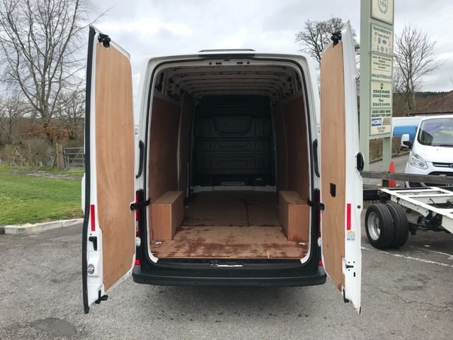 2018 Volkswagen Crafter 2.0 Cr35 Tdi image 4