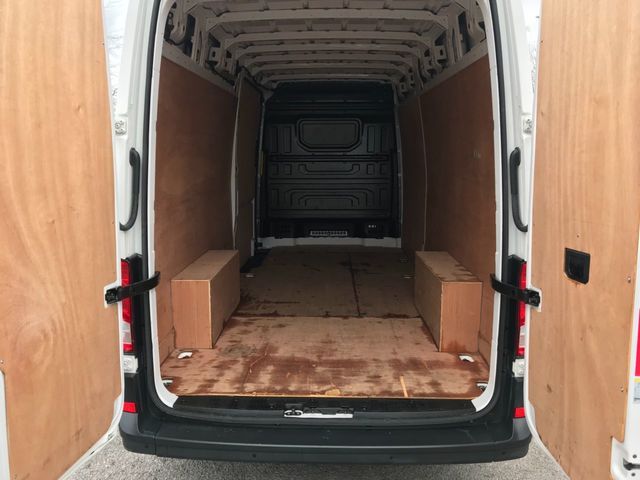 2018 Volkswagen Crafter 2.0 Cr35 Tdi image 8