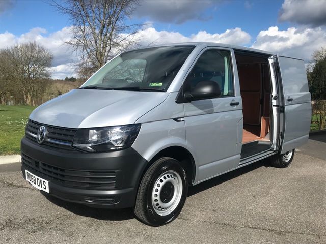 2018 Volkswagen Transporter 2.0 T28 Tdi image 3