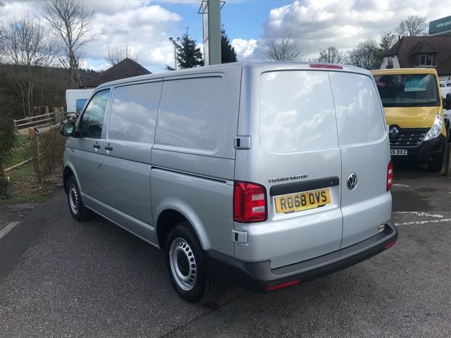 2018 Volkswagen Transporter 2.0 T28 Tdi image 5