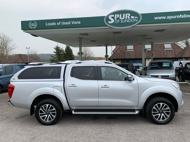 2016 Nissan Navara 2.3 Dci Tekna 4X4 Shr Dcb image 9