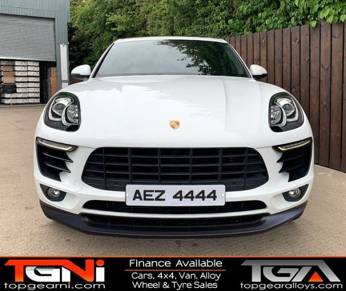 2014 Porsche Macan S D S-A image 3