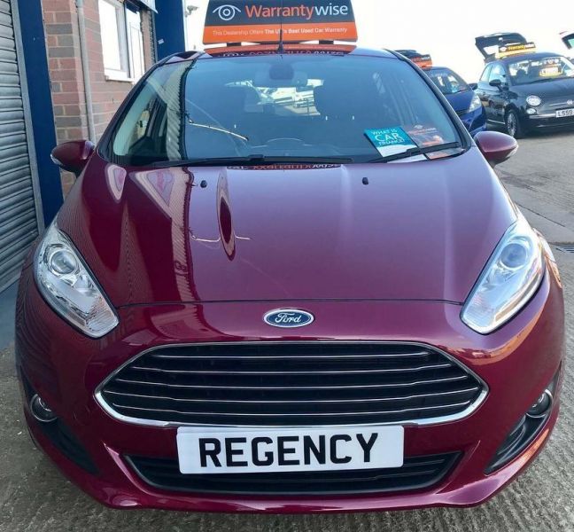 2015 Ford Fiesta 1.6 Titanium Powershift 5dr image 2