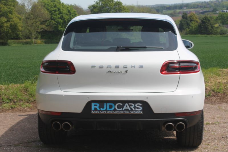 2015 Porsche Macan SUV 4wd 3.0TD 258 DPFR SS EU6 S image 5