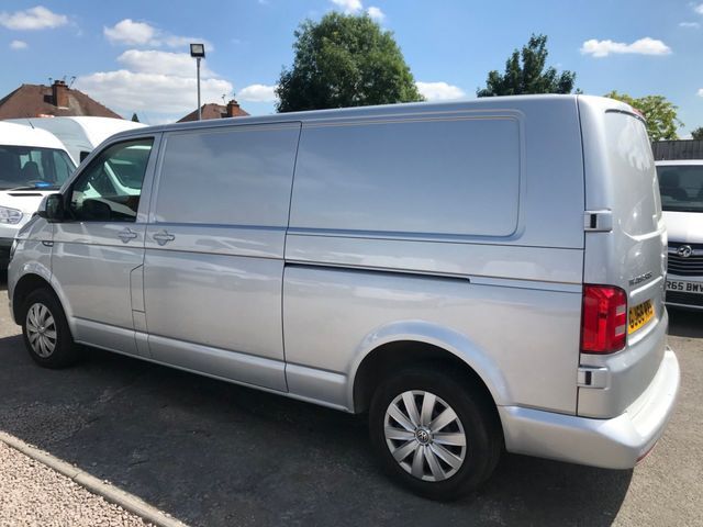 2018 Volkswagen Transporter 2.0 T30 Tdi image 3