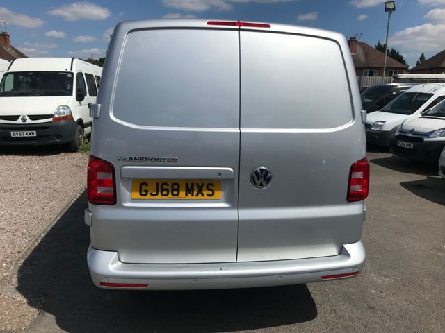 2018 Volkswagen Transporter 2.0 T30 Tdi image 4