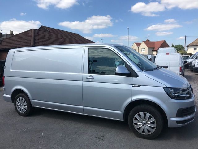 2018 Volkswagen Transporter 2.0 T30 Tdi image 5