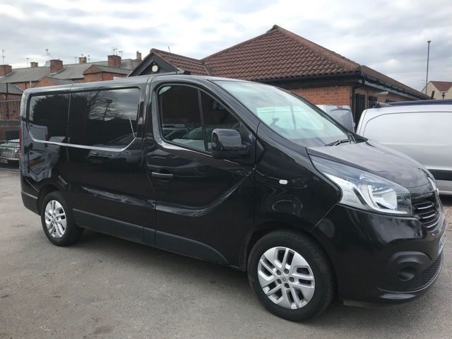 2016 Renault Trafic 1.6 Sl27 Sport Energy Dci image 2