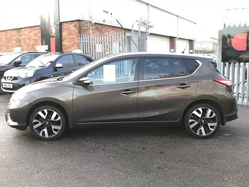 2017 Nissan Pulsar 1.5 Dci N-Connecta 5-Door image 4