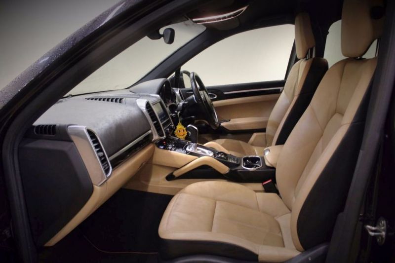 2014 Porsche Cayenne 3.0 Platinum Edition D V6 Tiptronic 5dr image 5