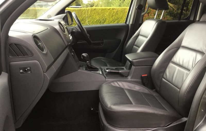 2015 VW Amarok Pickup image 5