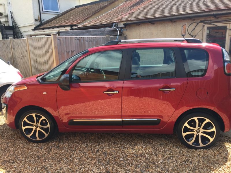 2014 Citroen C3 Picasso HDi image 12