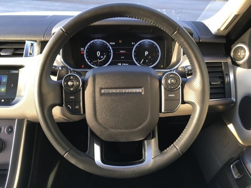 2017 Land Rover Range Rover Sport 3.0 Sd V6 4X4 5dr image 13